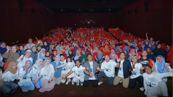 Nobar Film Keajaiban Air Mata Wanita