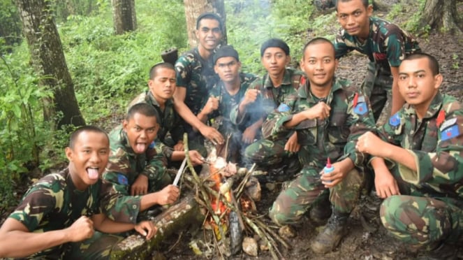 VIVA Militer: Prajurit Siswa Semata PK TNI AU A-88 Skadik 403 latihan bertahan hidup