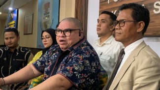 Tak Kuat Lagi, Ini Respons Razman Arif Nasution Usai Mukanya Dibuat Babak Belur Nikita Mirzani