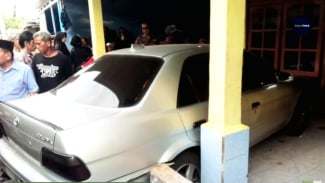 Belajar dari Kecelakaan Maut Akibat Salah Injak Pedal Gas Mobil di Depok