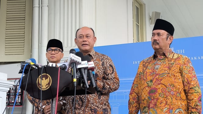 Kepala Badan Gizi Nasional (BGN), Dadan Hindayana dalam konferensi pers di Kompleks Istana Kepresidenan, Jakarta Pusat, Jumat, 17 Januari 2025