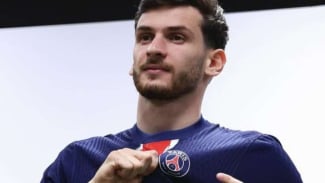 Khvicha Kvaratskhelia Resmi Berlabuh di PSG, Segini Gajinya