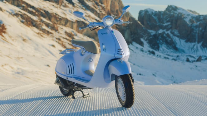 Vespa 946 Ular