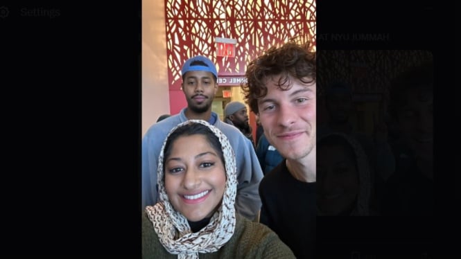 Shawn Mendes hadiri salat Jumat di NYU