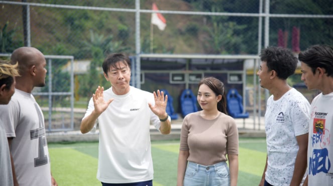 Shin Tae-yong Di Film Ghost Soccer