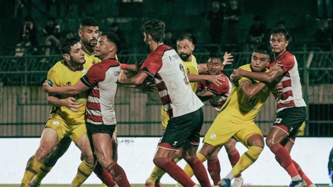 PS Barito Putera vs Madura United FC di Pekan 19 Liga 1 Indonesia 2024/2025 - Foto Dokumen Spesial 