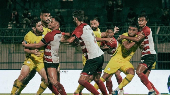 PS Barito Putera saat melawan Madura United FC pada pekan ke-19, Liga Liga 1 Indonesia 2024/2025 - Foto Dok Istimewa 