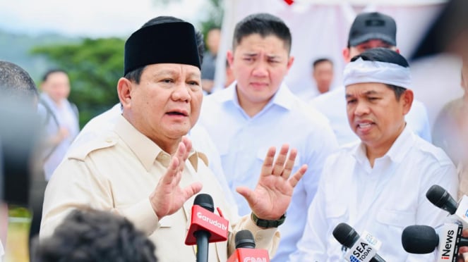 Presiden Prabowo Subianto meresmikan proyek energi di PLTA Jatigede Sumedang