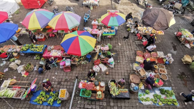 Pasar tradisional di Gianyar, Bali.