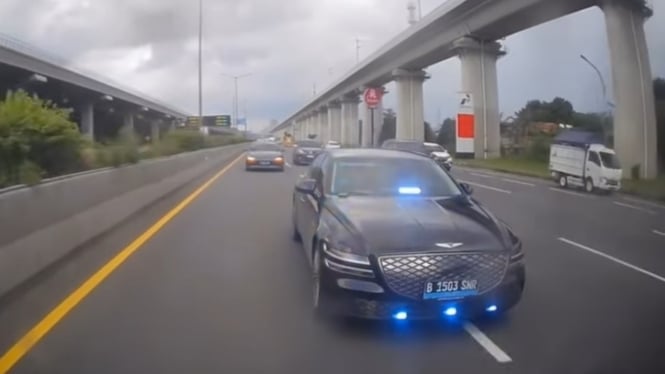 Viral Hyundai Genesis G80 Electric pelat sipil pakai strobo 