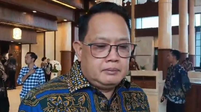 Pj Gubernur Jatim Adhy Karyono.