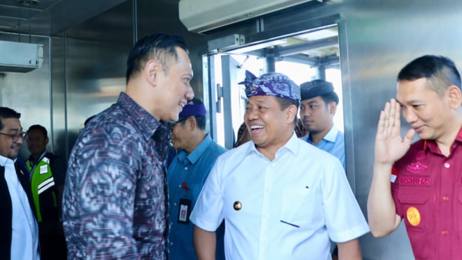 Menko Infrastruktur dan Kewilayahan Agus Harimurti Yudhoyono dan Pj.Gubernur Bali SM Mahendra Jaya