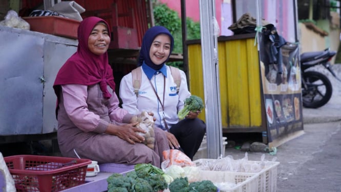 Kisah ibu-ibu desa keluar dari kemiskinan ekstrem berkat PNM