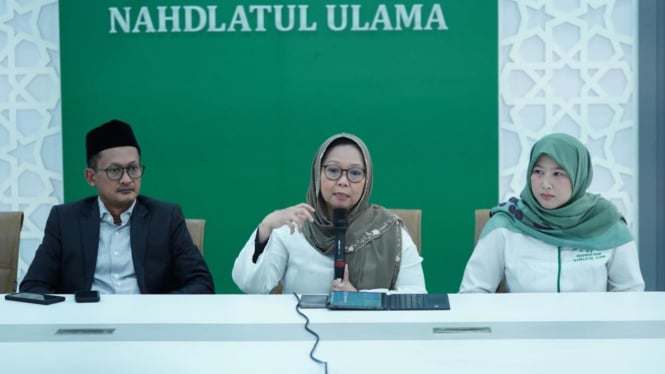 Alissa Wahid, Ketua Pengurus Besar NU yang juga Ketua Panitia Pengarah Kongres Keluarga Maslahat NU, dalam konferensi pers di Gedung PBNU Jumat, Jakarta, 24 Januari 2025.