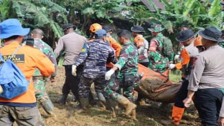 Korban Tewas Longsor Pekalongan Bertambah 24 Orang, 2 Masih Dicari