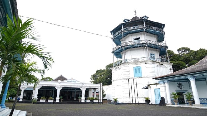 Panggung Songgo Buwono, ikon Keraton Surakarta 