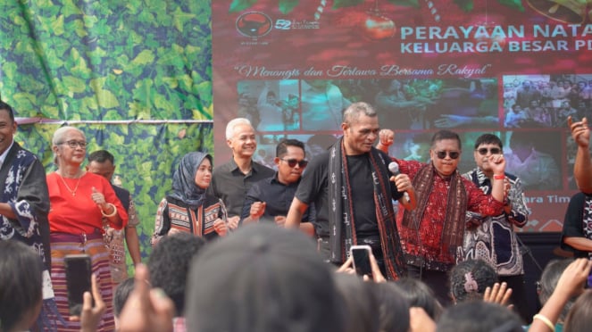 Perayaan puncak natal dan tahun baru PDIP di NTT