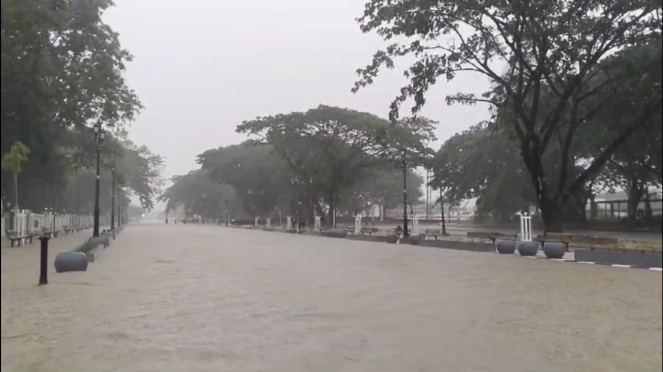 Banjir di pemukiman dan ruas jalan MTQ, Kawasan Pedestrian di Kota Kendari