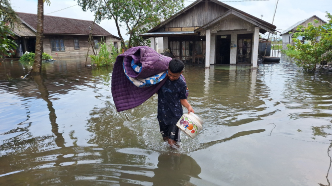 Monsun Asia Sebabkan Cuaca Ekstrem di Kalsel, BMKG Imbau Kewaspadaan