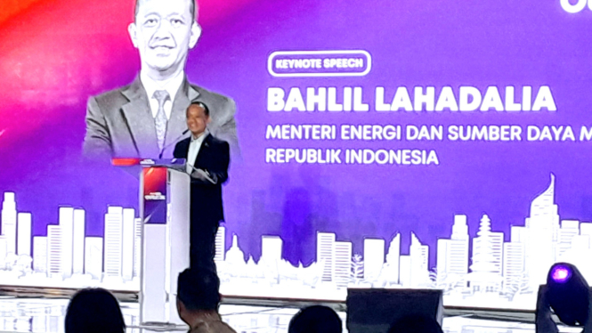 Bahlil Sebut Energi Hijau Lebih Cocok untuk Industri agar Produk RI Bisa Bersaing di Pasar Global