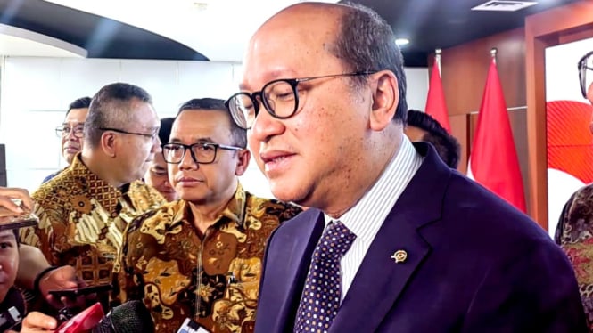 Menteri Investasi dan Hilirisasi/Kepala BKPM, Rosan Roeslani, saat ditemui di kantornya, kawasan Gatot Subroto, Jakarta Selatan, Jumat, 31 Januari 2025