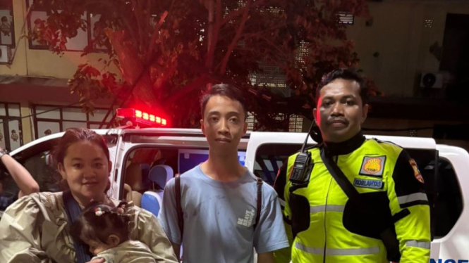 Kisah Warga Lampung Diselamatkan oleh Mayor Teddy saat Keluarganya Mengalami Kejang-kejang di Tol