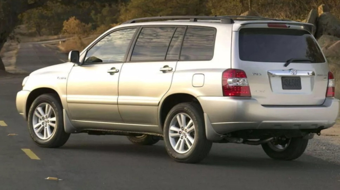 Toyota Highlander Bekas