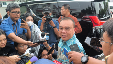 Wakil Ketua DPR RI Sufmi Dasco Ahmad di Kompleks Istana Kepresidenan, Jakarta Pusat, Selasa, 4 Februari 2025