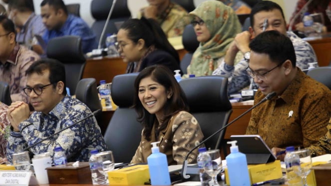 Menteri Komdigi Meutya Hafid Raker Delangan Komisi I DPR RI