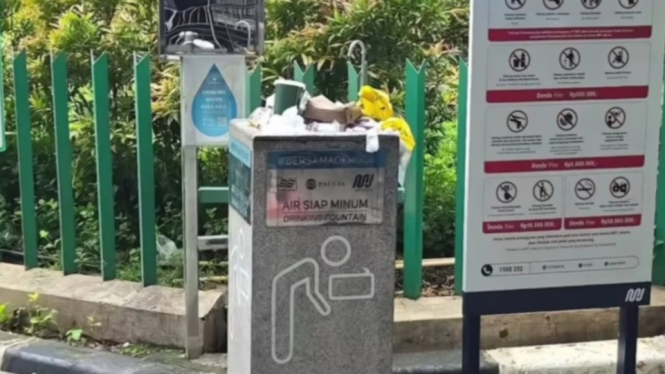 MRT Buka Suara soal Fasilitas Air Minum di Stasiun MRT Dijadikan Tempat Sampah