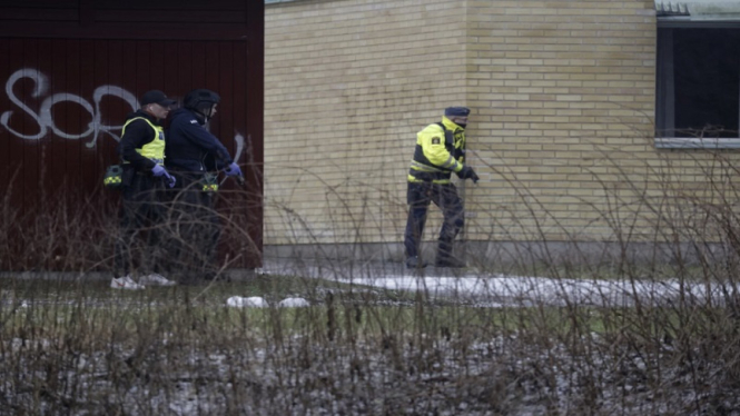 Insiden penembakan di sebuah sekolah di Orebro, Swedia