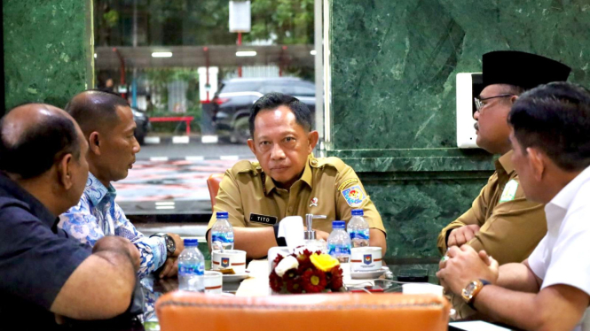Pj Gubernur Aceh dan Ketua DPR Aceh bertemu Mendagri untuk membahas jadwal pelantikan Gubernur dan Wakil Gubernur terpilih. (ist)