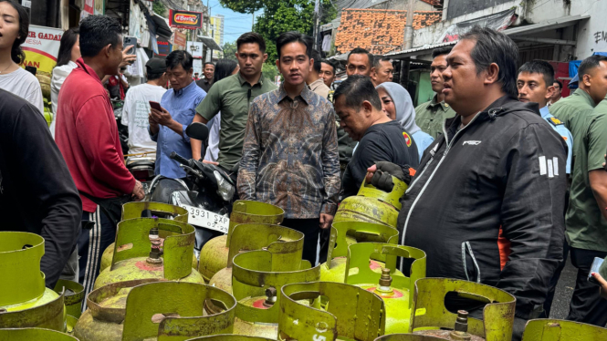 Wapres Gibran Rakabuming Raka sidak distributor LPG 3 Kg di Jaksel.