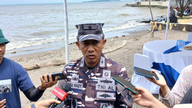 Cuaca Buruk, TNI AL Kembali Tunda Pencabutan Pagar Laut di Tangerang