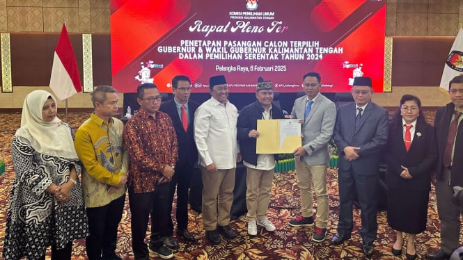 Agustiar Sabran-Edy Pratowo Resmi Ditetapkan Jadi Gubernur dan Wagub Kalteng 2025-2030