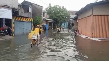 jumlah rukun tetangga (RT) yang terdampak meningkat menjadi 16 RT dari sebelumnya 11 RT.