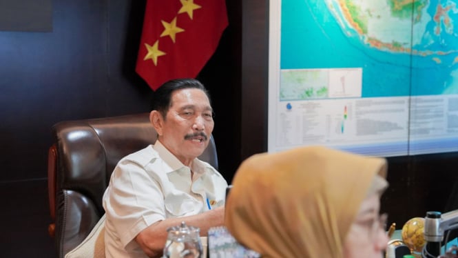 Luhut Sebut Anggaran Bansos dari Rp 500 Triliun Cuma Separuh yang Tepat Sasaran!