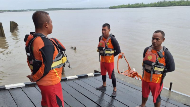 Tim SAR Gabungan Mencari Perahu Fiber Hilang Kontak di Timika Papua