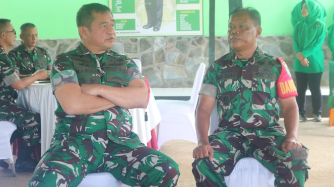 Militer Via: TNI Jenderal Marulfun Simmankunk dan Kapten Kaun Alla 'Sandarya