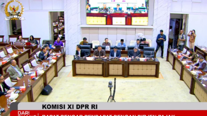 Rapat Kerja Komisi XI DPR Ri Dan Direktorat Jenderal Pajak (DJP) Kementerian Keuangan (Kemenkeu)