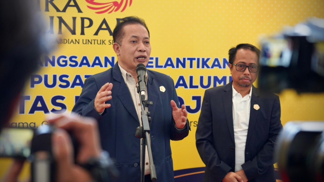 Ketua Umum Ikatan Keluarga Alumni Unpad, Ferry Juliantono
