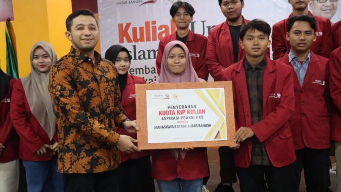 STMIK Antar Bangsa gelar kuliah umum bersama Habib Idrus Salim Al-Jufri