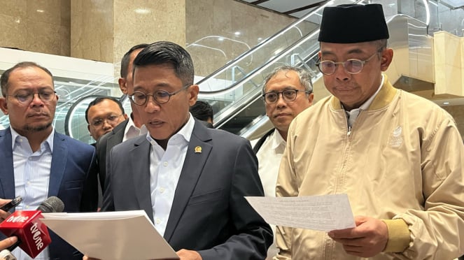 Ketua Komisi XI DPR, Misbakhun dan Direktur Jenderal Pajak Suryo Utomo