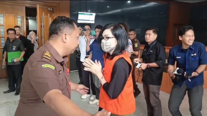 Ibu Ronald Tannur Didakwa Suap Hakim Rp1 Miliar dan SGD 308 Ribu Demi Bebaskan Anak