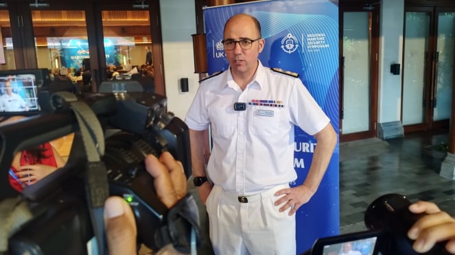 Kepala Hidrografi Inggris Laksamana Muda Angus Essenhigh di sela-sela pembukaan Maritime Security Symposium di Bali