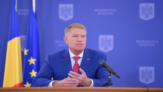 Presiden Rumania Klaus Iohannis Mundur dari Jabatannya di Tengah Upaya Pemakzulan