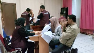 Istri dan Kakak Kades Kohod Arsin Diperiksa Polisi di Kasus Pagar Laut, Ini Alasannya