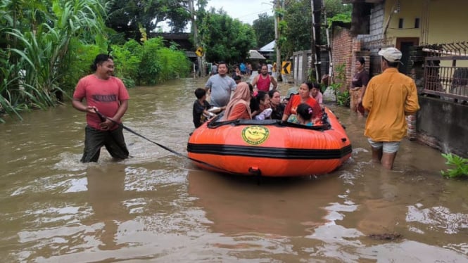 Banjir Bandang, Longsor dan Pohon Tumbang Memakan Korban Jiwa