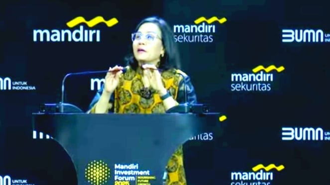 [dok. Menteri Keuangan, Sri Mulyani Indrawati, di acara Mandiri Investment Forum (MIF) 2025, di kawasan Senayan, Jakarta Pusat, Selasa, 11 Februari 2025]