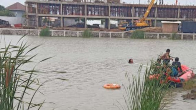 Dua Mahasiswa Unissula Semarang Tewas Tenggelam di Kolam Retensi, Berawal dari Taruhan Konyol